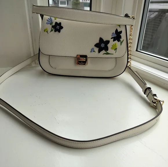 Kate Spade Elegant Cream Floral Women's Crossbody Bag - Picture 2 of 10